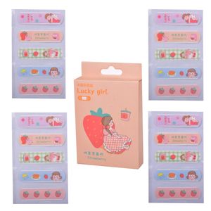 چسب زخم لاکی گرل مدل strawberry بسته 20 عددی